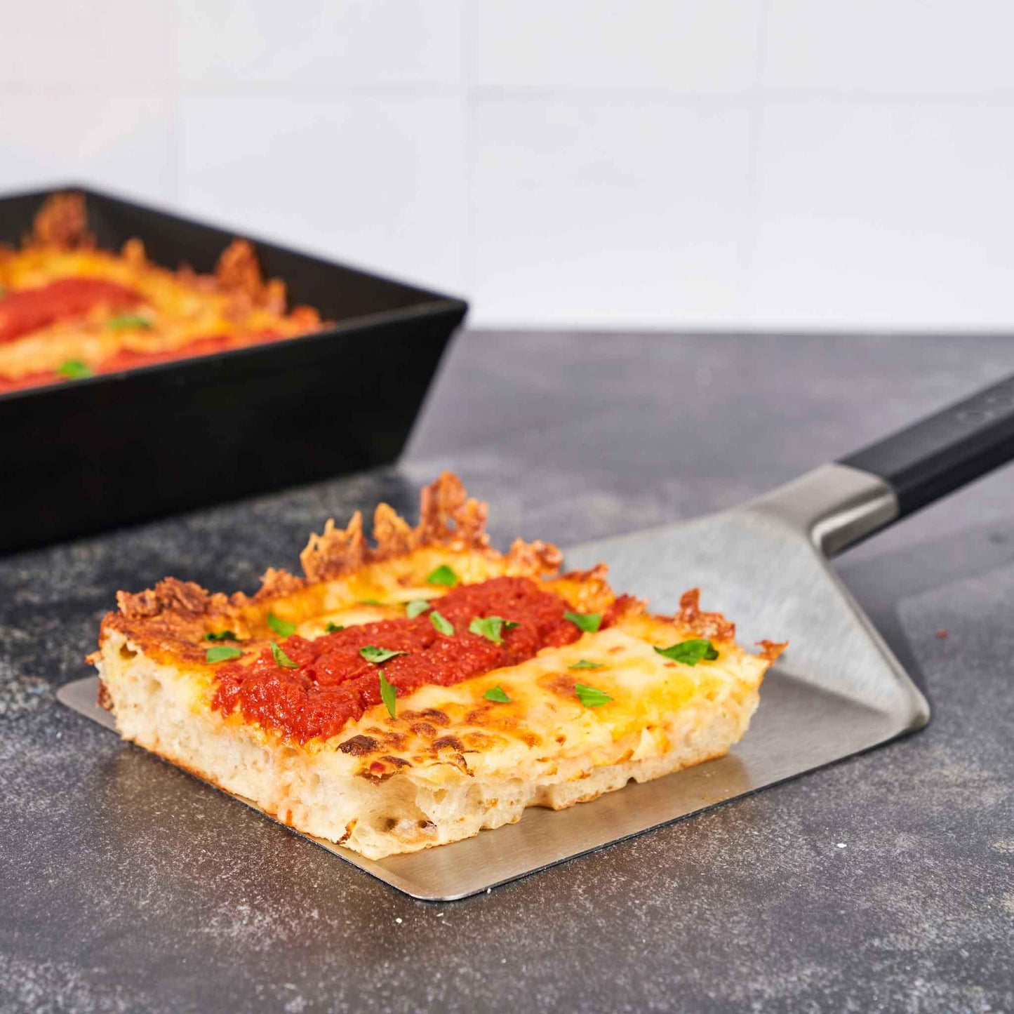 Ooni Pan Pizza Spatula UU-P27000 IMAGE 2