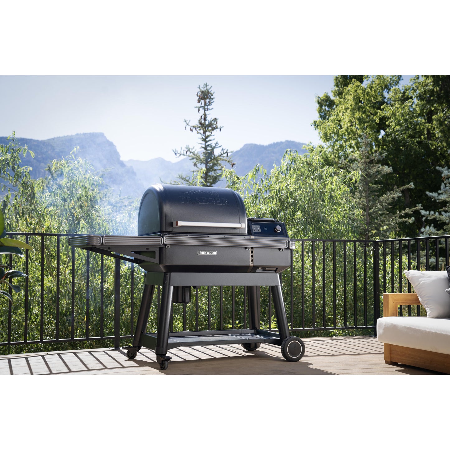 Traeger Ironwood Wood Pellet Grill & Smoker TFB61RLG IMAGE 11