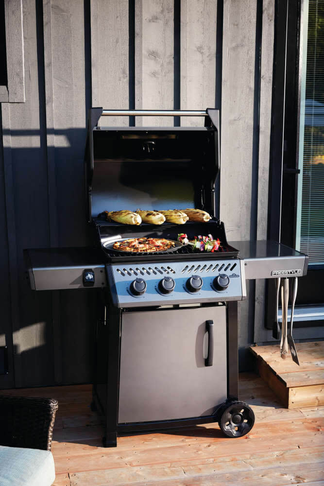 Freestyle 425 Natural Gas Grill