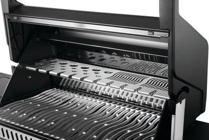 Phantom Prestige® 500 Connected RSIB Natural Gas Grill with Infrared Side and Rear Burner