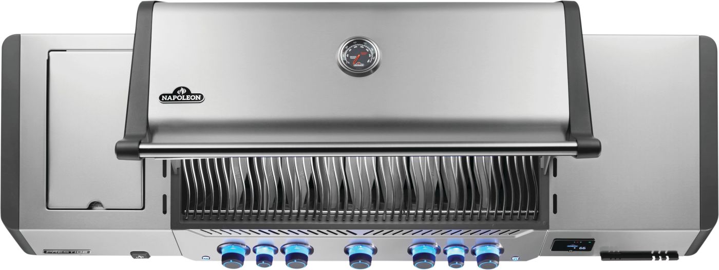 Prestige® 665 Connected RSIB Natural Gas Grill with Infrared Side and Rear Burner
